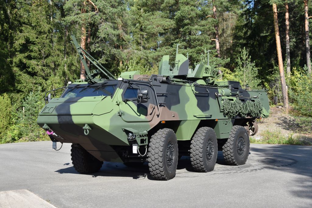 First locally produced Patria 6×6 armoured personnel carrier handed over to the Latvian National Armed Forces – Patria Group